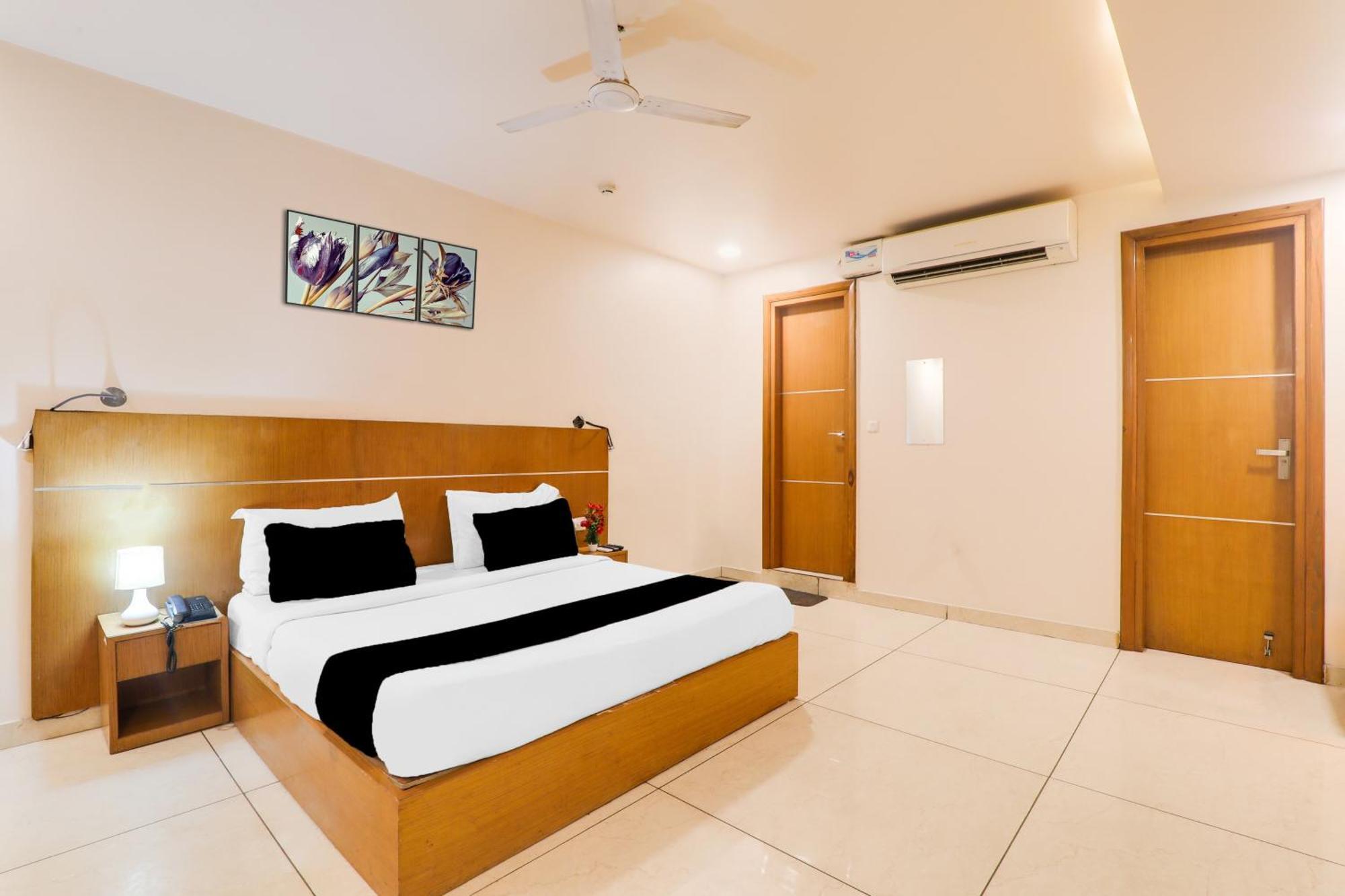 Super Townhouse Viraj Khand Formerly Veridian Inn Chinhat المظهر الخارجي الصورة