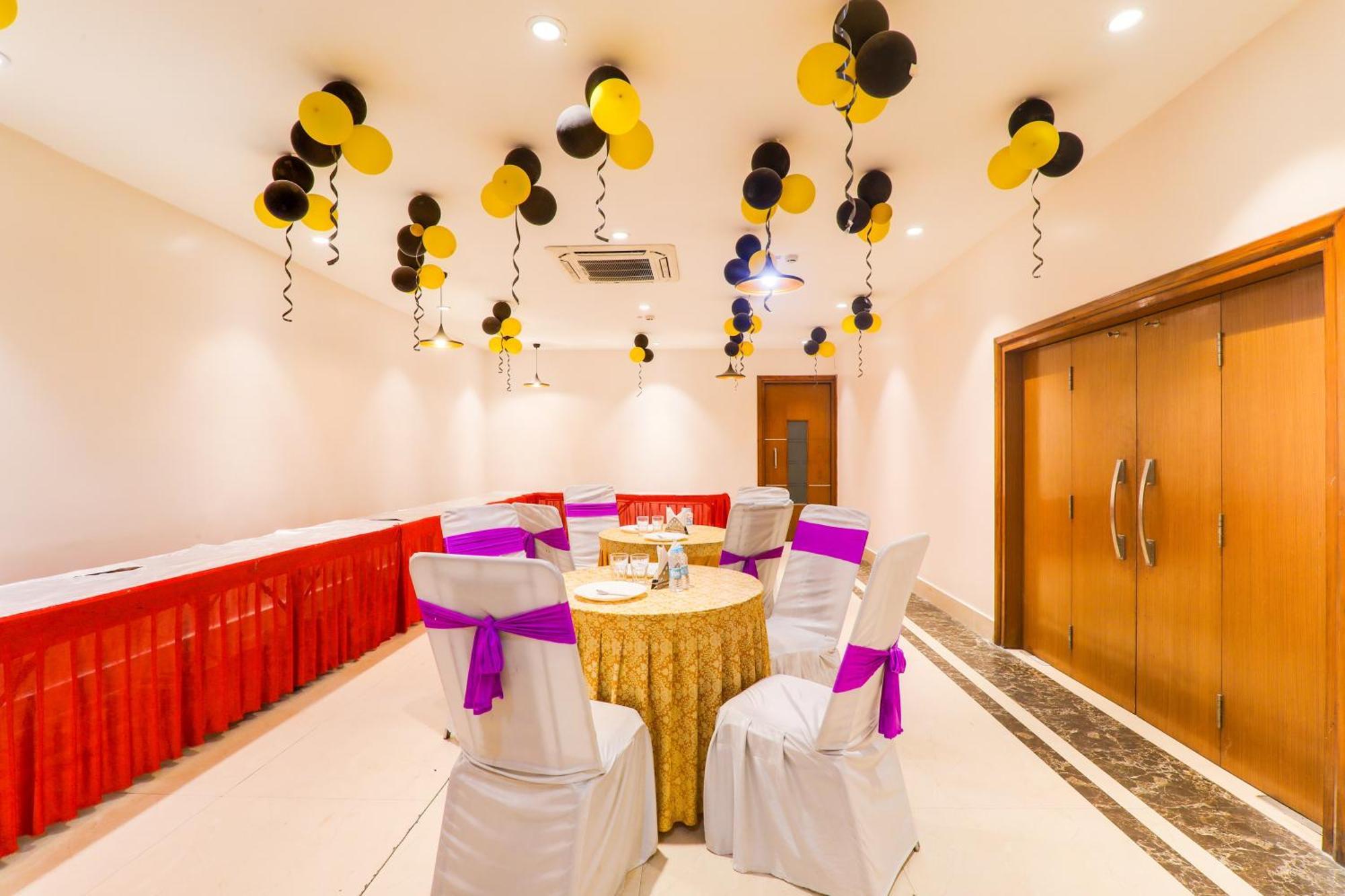 Super Townhouse Viraj Khand Formerly Veridian Inn Chinhat المظهر الخارجي الصورة